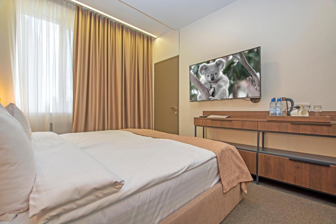 Cartez Hotel 예레반 외부 사진