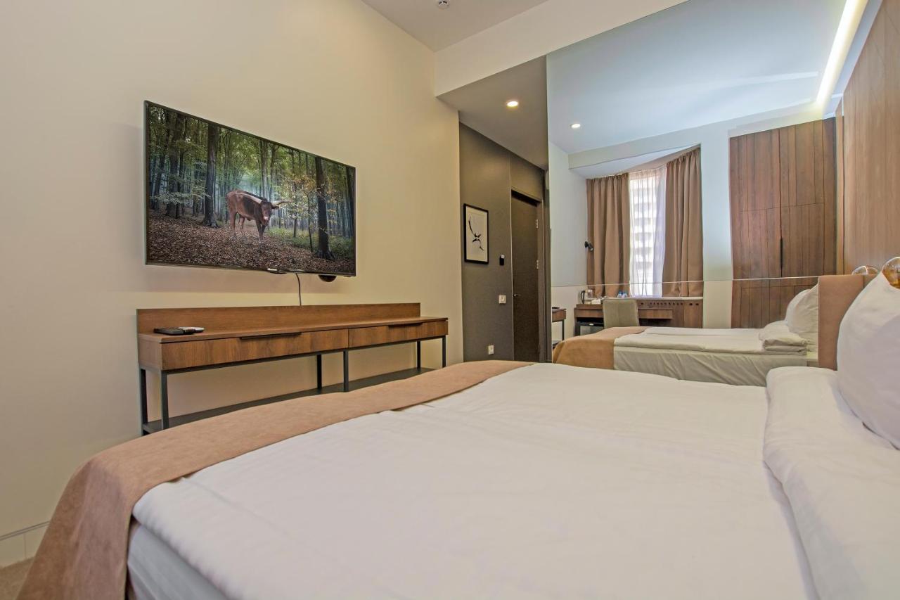 Cartez Hotel 예레반 외부 사진